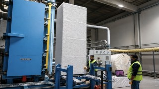 Ağrı Dağı eteklerinde kurulan strafor fabrikasına sağlanan 20 milyonluk devlet desteğiyle üretim arttı