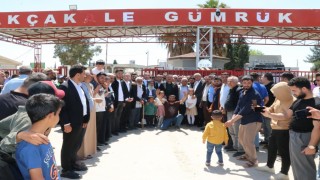 Akçakale Gümrük Kapısı 12 yıl sonra sivil geçişlere açılıyor