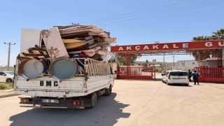 Akçakale Gümrük Kapısından sivil geçişler başladı