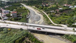 Akıntıya kapılarak nehirde kaybolan 20 yaşındaki genci arama çalışmaları üçüncü günde devam ediyor