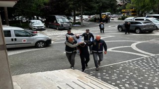 Akşehir polisi 14 bin kullanımlık bonzai ele geçirdi
