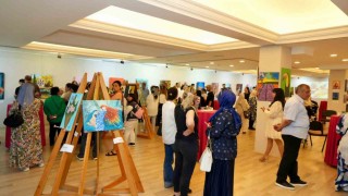 Alanyada engeller sanatla aşıldı