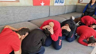 Aliağada Deprem Simülasyon Tırı vatandaşlarla buluştu
