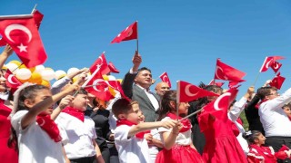 Aliağanın özel çocuklarından rengarenk 2. Bahar Şenliği