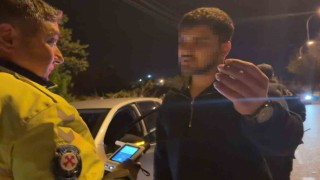 Alkollü sürücünün ehliyetine el konulup 25 bin lira ceza kesildi