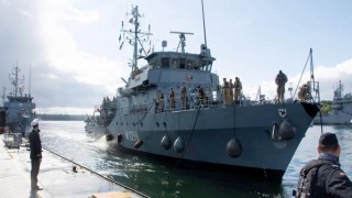 Alman mayın arama gemisi Fulda, muhtemel Hürmüz Boğazı görevi için yola çıktı