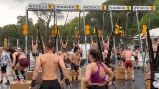 Alsancak Fitness Festivalinde sporseverleri sağanak yağış durduramadı