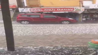 Ankarada dolu yağışı etkili oldu