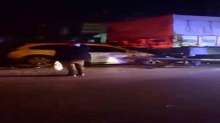 Ankarada tıra arkadan çarpan otomobilin sürücüsü ağır yaralandı