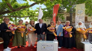 Anneler Gününde Srebrenitsa anneleri katliamı anlattı
