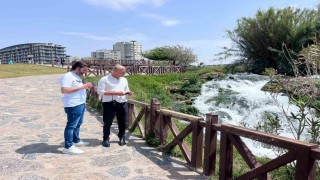 Antalyada 40 metrelik falezlerden düşen ABD uyruklu turist hayatını kaybetti