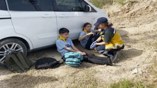 Antalyada okul servisi şarampole devrildi: 6 öğrenci yaralı