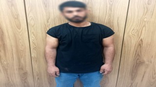 Arnavutköyde apartman önünden bebek arabası çalan hırsız yakalandı