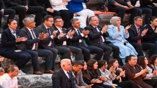 Aspendosta Kökten Geleceğe Maarif Yolcuları konserine yoğun ilgi