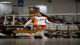 Asya Gülmez, U-16 Milli Voleybol Takımı gelişim kampına davet edildi