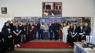 Avrasya Üniversitesi 1. Ulusal Öğrenci Sempozyumu başladı