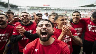 Avrupa futbolunda bu sezon on yıllarca süren şampiyonluk hasretleri bitti