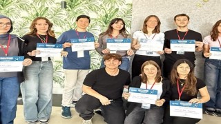 Aydın Fen Lisesi Münazara Takımı Türkiye Finallerine yükseldi