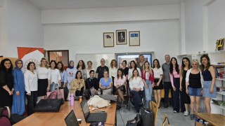 Aydında öğretmenlere yapay zeka destekli eğitim atölyesi