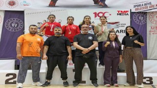 Aydınlı sporcular Uşaktan madalya ile döndü