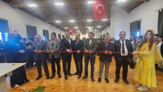 Ayvalıkta Türk mitolojisi sergisine yoğun ilgi