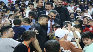 Bakan Tekin: 100 ortaöğretim öğrencisinin 43ü mesleki eğitime kayıt yaptırdı