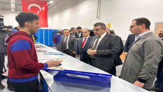 Bakan Tekin: Ortaokullardan itibaren çocuklarımızın yeteneklerine göre ortaöğretim kurumu tercih edebilecekleri bir mekanizma oluşturduk