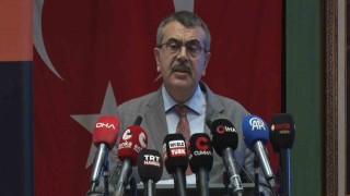 Bakan Tekin: Teknolojiye yön verecek insanı yetiştiren ülkeler, geleceğin dilini de kendi değerleriyle kurma imkanına sahip olacaklar