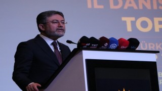 Bakan Yumaklı: Soykırıma ‘dur diyen tek lider Erdoğandır