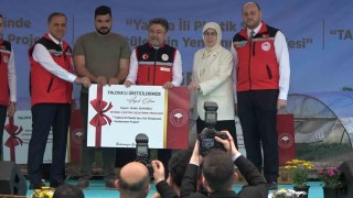 Bakan Yumaklı: Tarımın sadece çiftçinin bir faaliyeti değil ülkelerin de bir milli güvenlik meselesi haline geldiğini unutmamak lazım