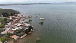Baraj sınırları içerisindeki köyler aşırı yağışlarla sular içerisinde kaldı