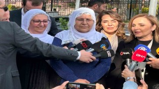 ‘Barış Anneleri heyeti Adalet Bakanlığına Öcalanla görüşmek için dilekçe sundu