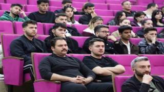 BARÜde alanında uzman isimler kadın futbolunda medyanın rolünü anlattı