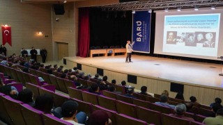 BARÜde düzenlenen etkinlikte bilim ve mizah buluştu