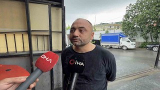 Başakşehirde tır iki otomobilin üzerine devrildi: 1 yaralı