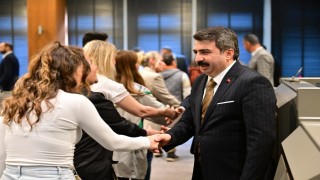 Başkan Oktay Yılmaz belediye personeliyle bayramlaştı