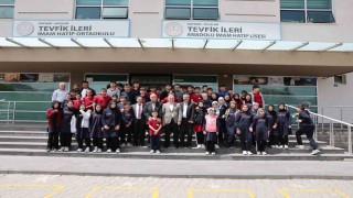 Başkan Özdoğan, gençlerle Kariyer Günlerinde buluştu