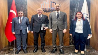 Başkan Özlü kentsel dönüşüm sürecini hızlandırıyor