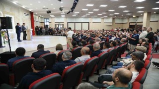 Başkan Öztekin personelle bayram sevincini paylaştı