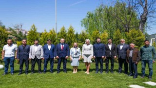 Başkan Subaşı, Karasu Birliği Başkanlığına yeniden seçildi