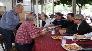Başkan Tetik, Şirinevlerde vatandaşları dinledi