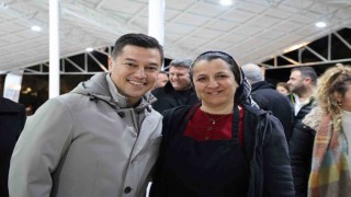 Başkan Ünlü: Anneler, sevginin ve şefkatin en güçlü temsilcileridir