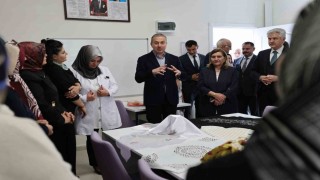Başkan Uzun: Atıl yapıları tek tek şehre kazandırıyoruz