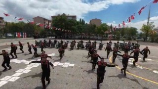 Başkentte yunus polislerden 19 Mayıs gösterisi