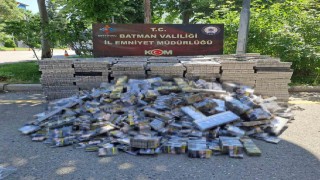 Batmanda 14 bin 600 paket gümrük kaçağı sigara ele geçirildi