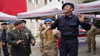 Bayburtta engelli vatandaşlar bir günlüğüne asker oldu