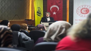 Bayburtta kadınlara kooperatifçilik eğitimi verildi