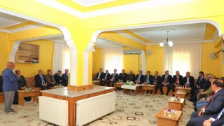 Bayburtta protokol üyeleri ve vatandaşlar bayramlaştı