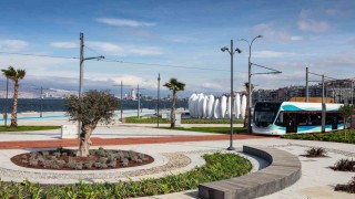 Bayram öncesi İzmirin parklarında yoğun mesai