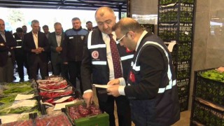 Bayrampaşa Sebze ve Meyve Halinde fahiş fiyat ve ürün denetimi